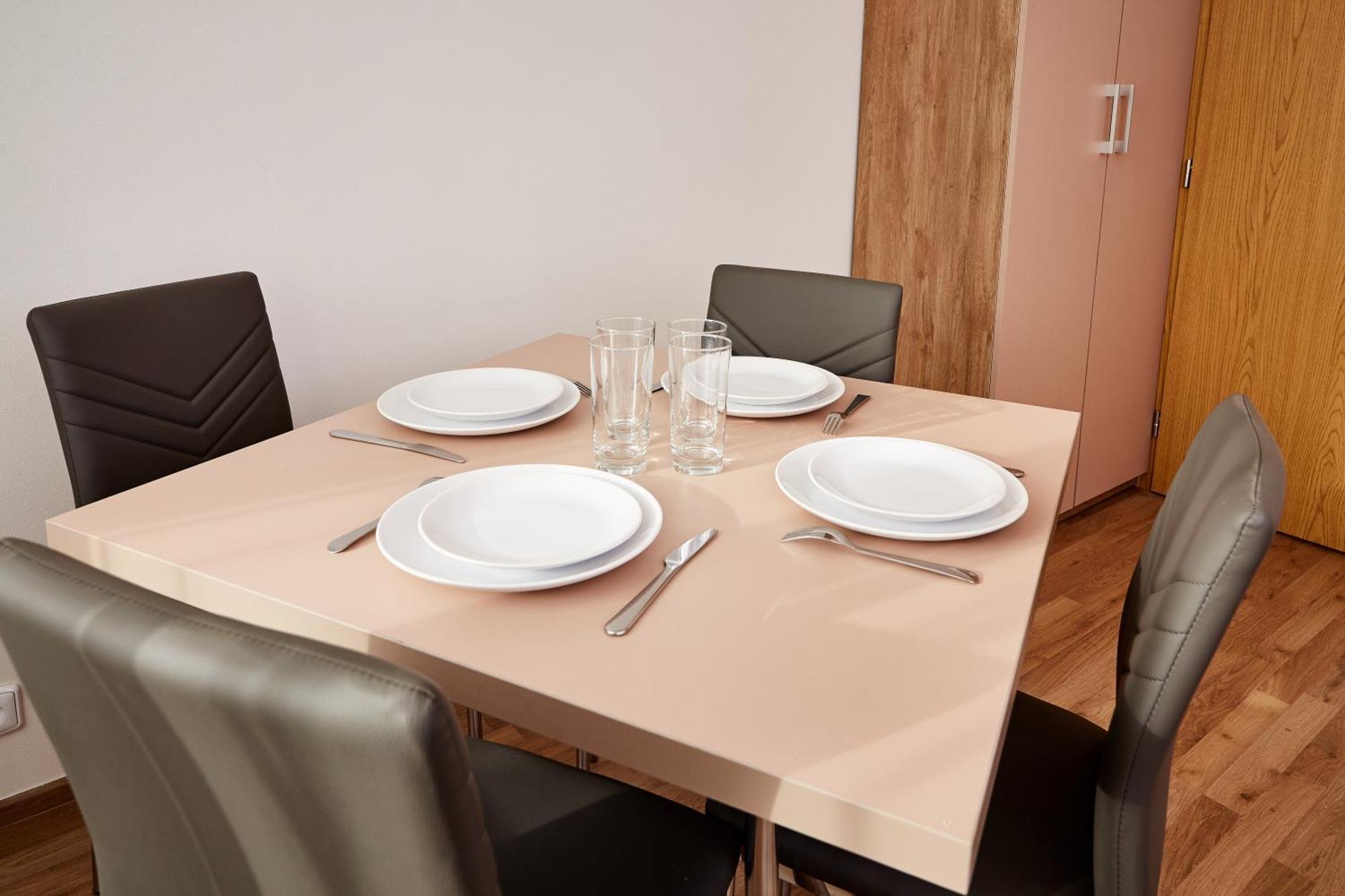 Kasablanka Apartments Prag Rum bild